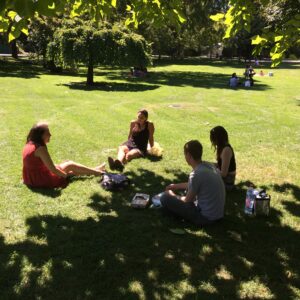 Picnic in the Jardin des Plantes Toulouse